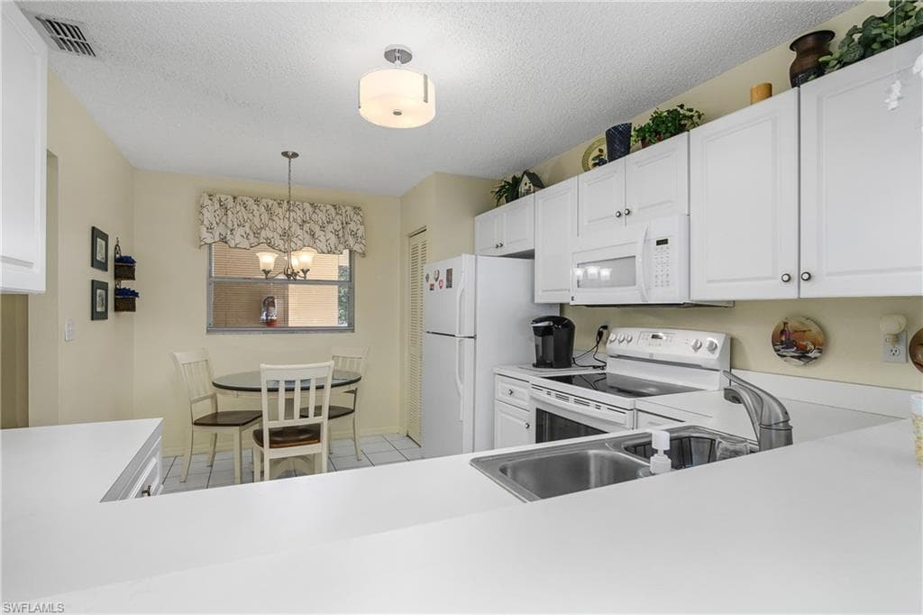 721 Landover Ct 204, Naples, FL 34104-16