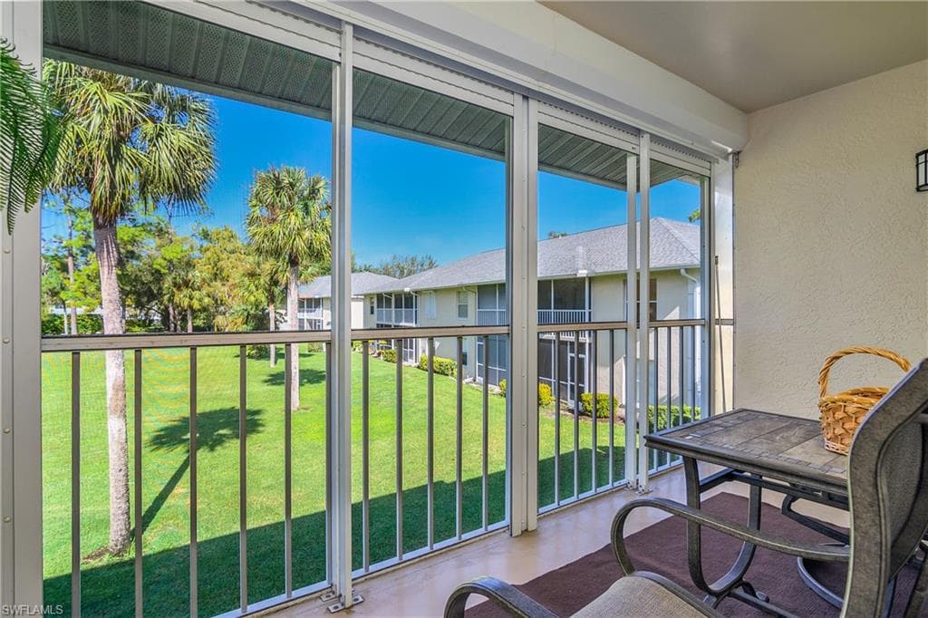 721 Landover Ct 204, Naples, FL 34104-24