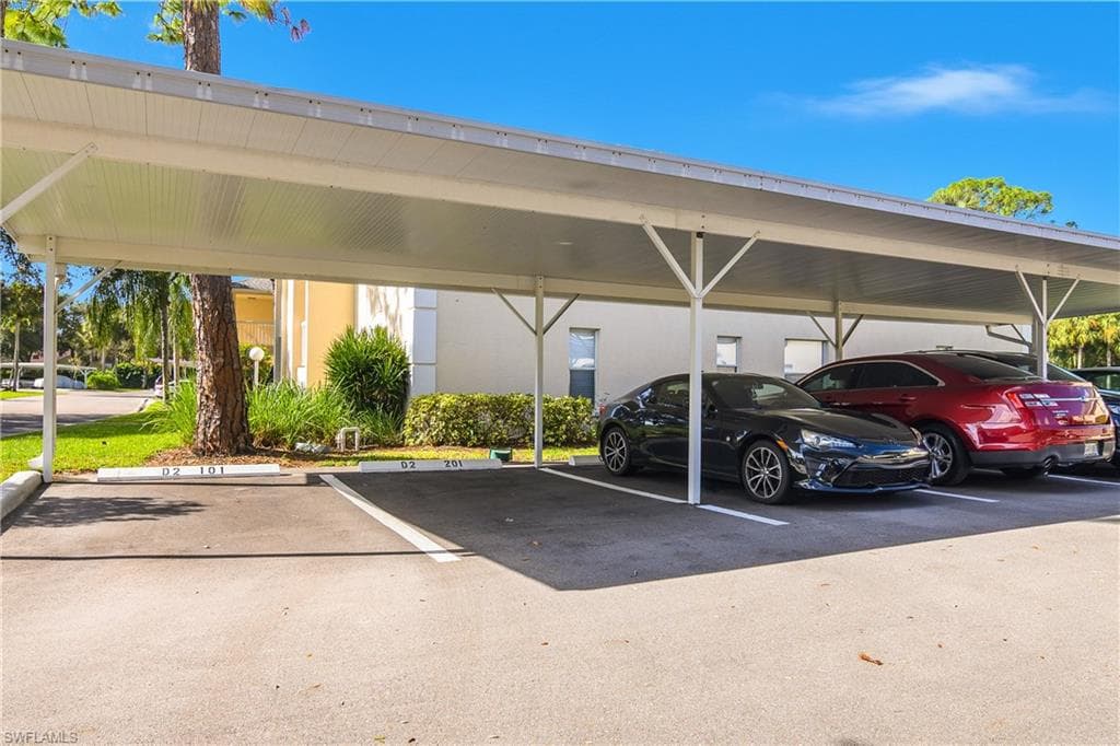 721 Landover Ct 204, Naples, FL 34104-25