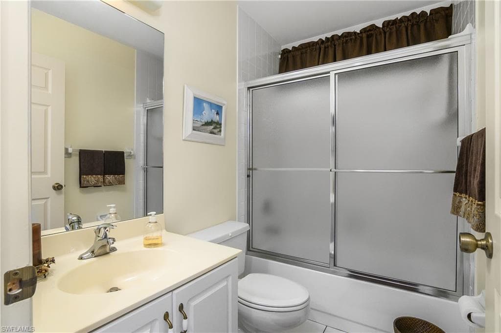 721 Landover Ct 204, Naples, FL 34104-5