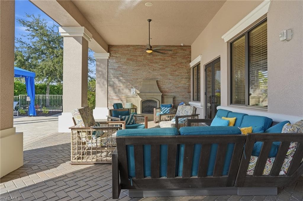 10043 Chesapeake Bay Dr, Fort Myers, FL 33913-43