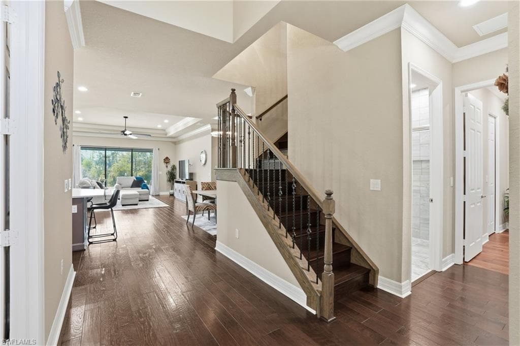 10043 Chesapeake Bay Dr, Fort Myers, FL 33913-7