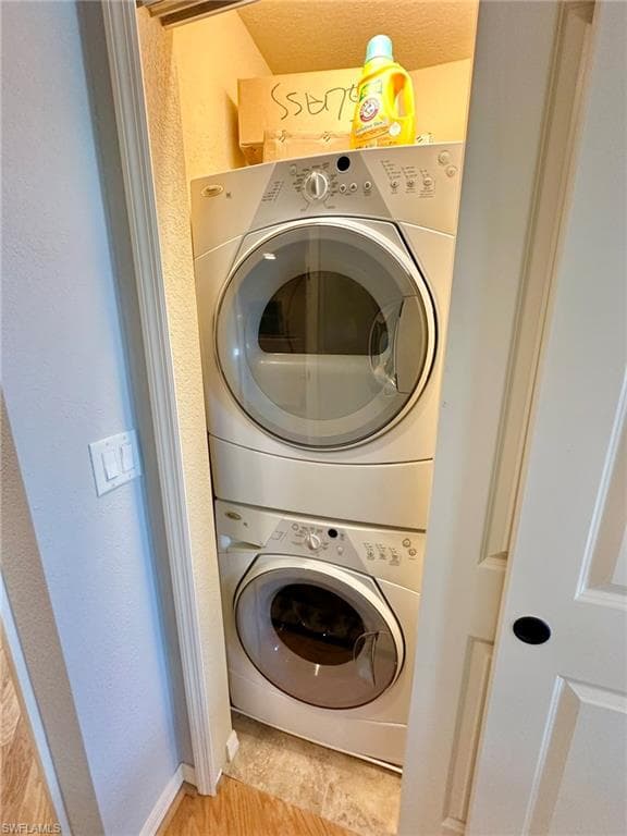 132 Egret St, Fort Myers Beach, FL 33931-28