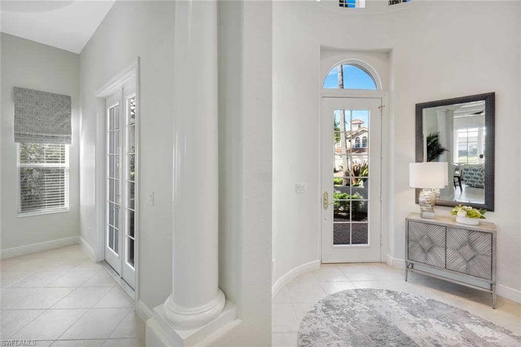 8980 Cherry Oaks Trl, Naples, FL 34114-6