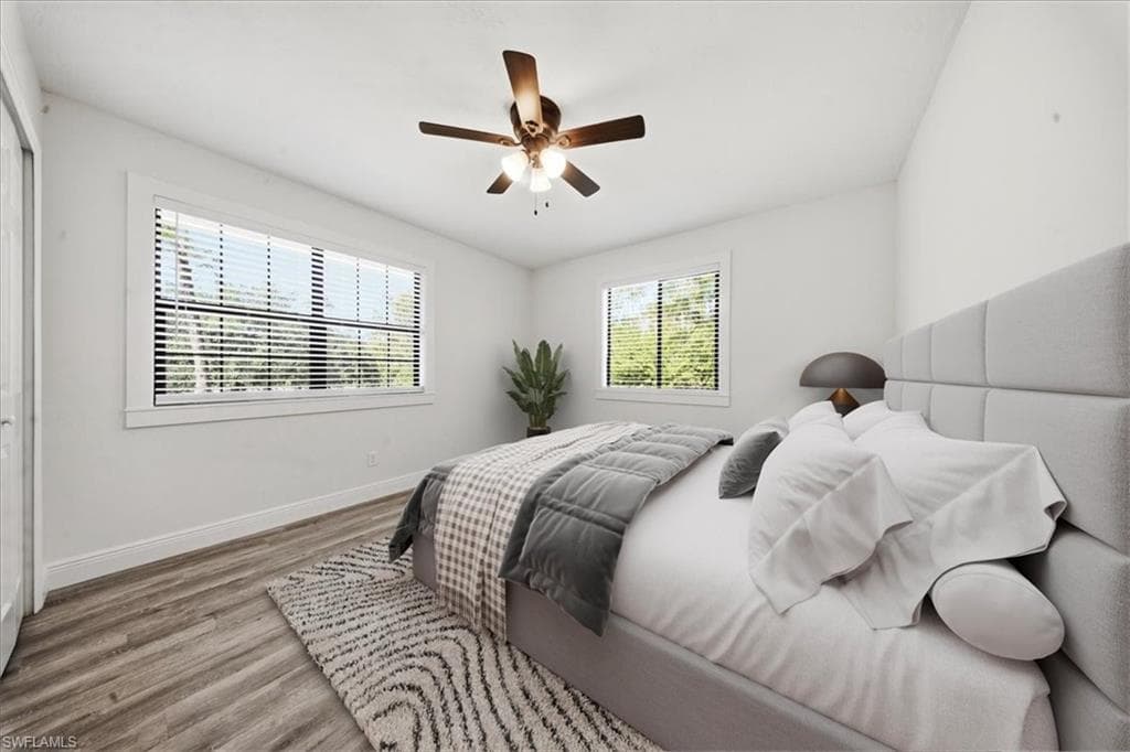 360 Desoto Blvd S, Naples, FL 34117-8