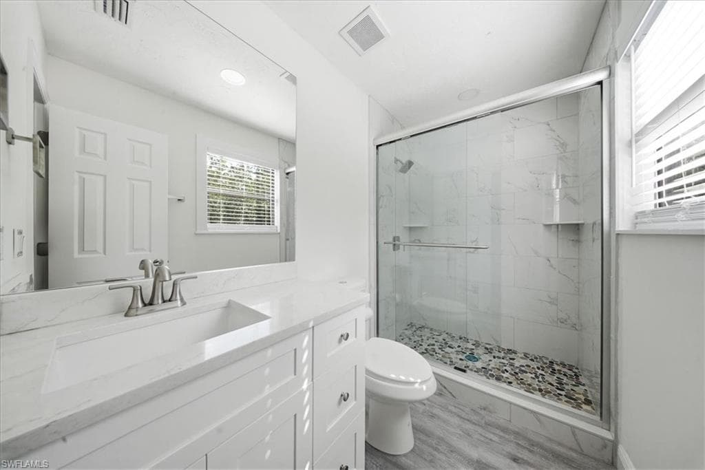 360 Desoto Blvd S, Naples, FL 34117-17