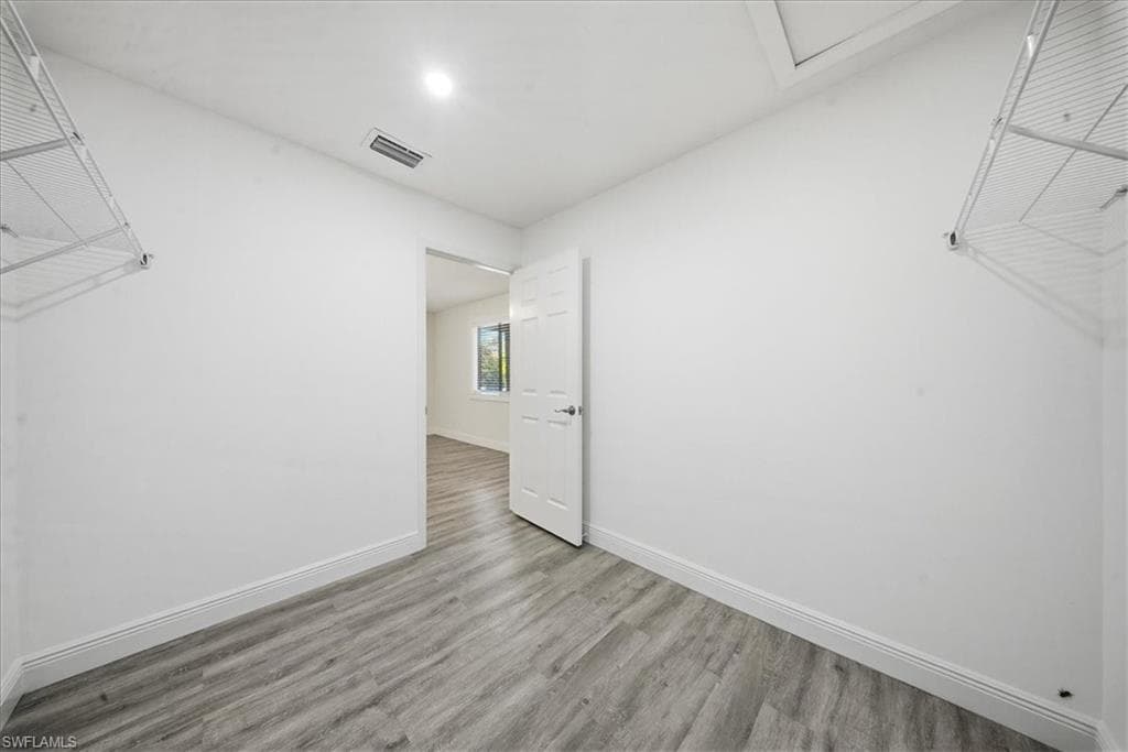 360 Desoto Blvd S, Naples, FL 34117-18