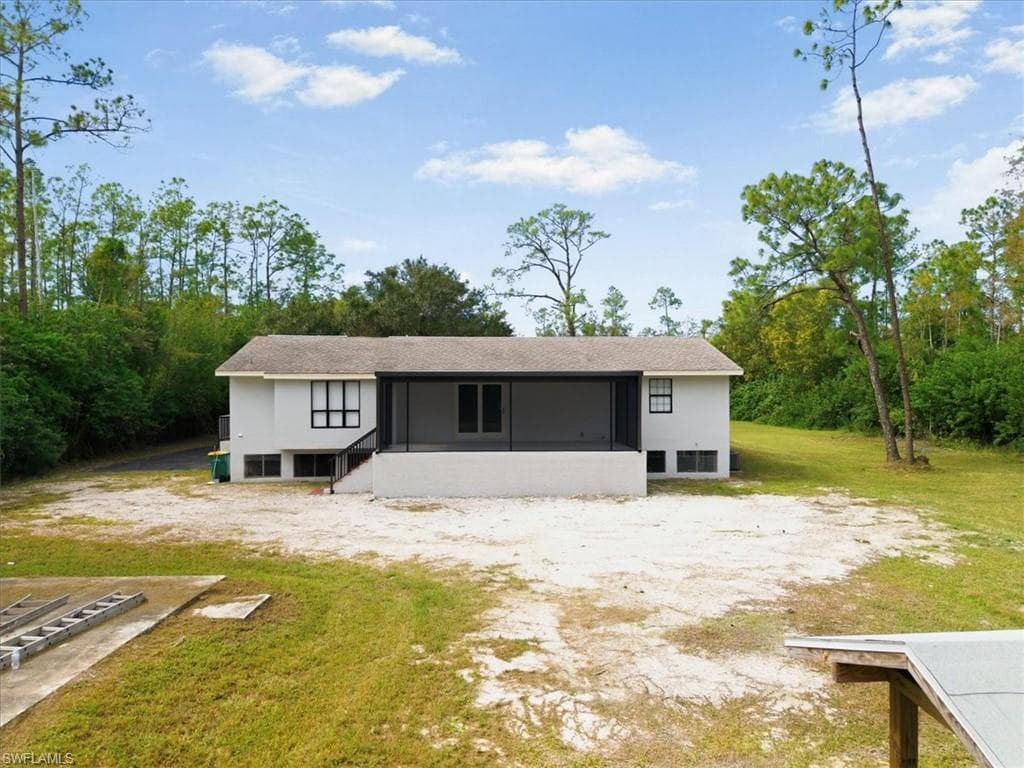 360 Desoto Blvd S, Naples, FL 34117-32