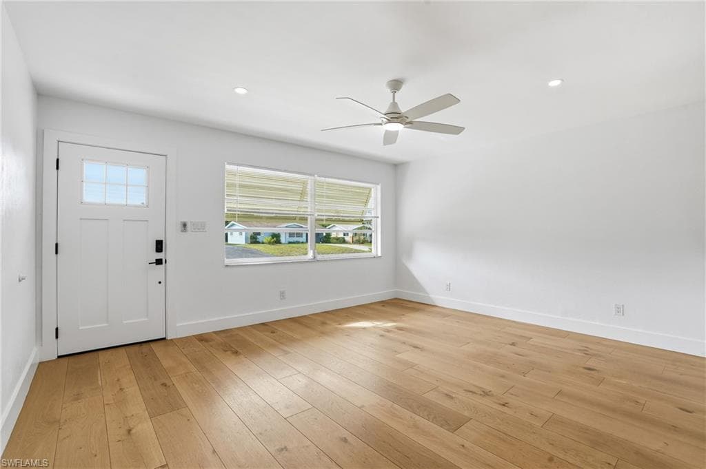 1205 Hilltop Dr, Naples, FL 34103-17