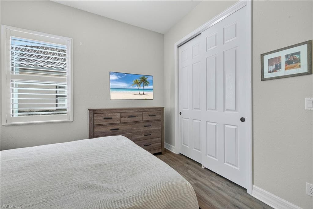 9352 Vercelli Ct, Naples, FL 34113-29