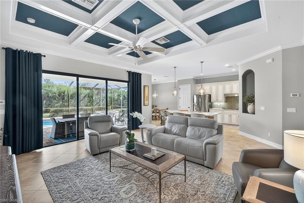 9352 Vercelli Ct, Naples, FL 34113-6