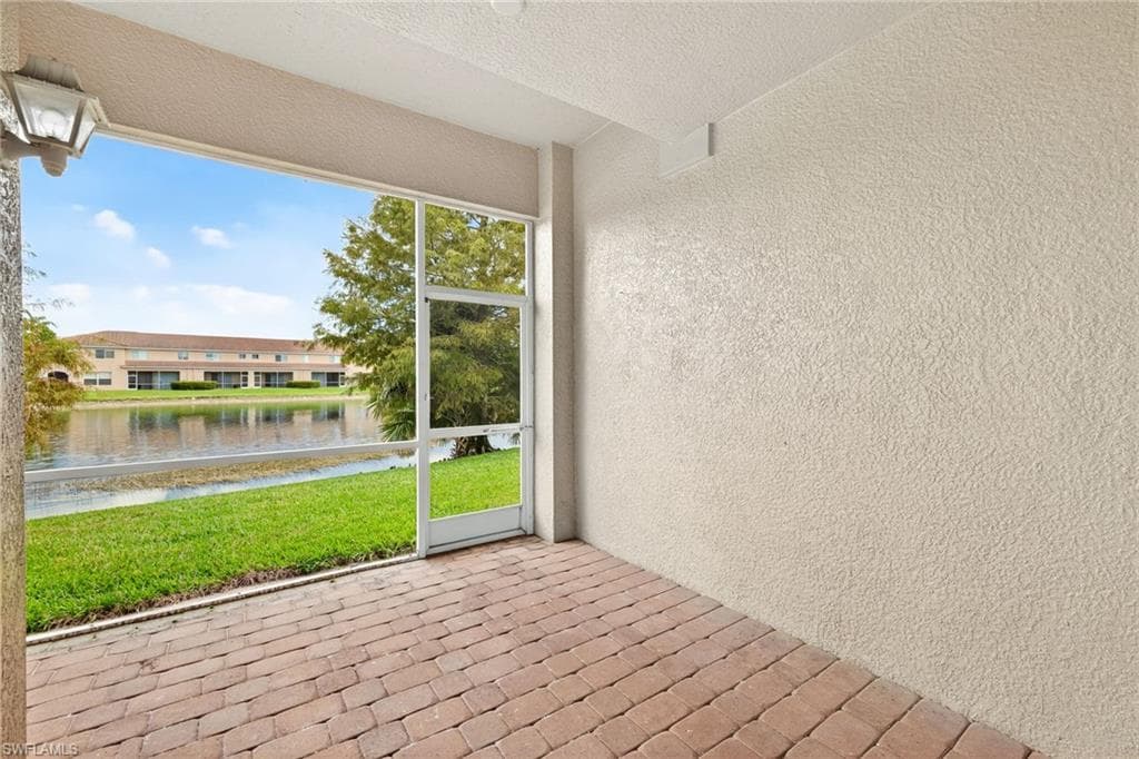 9774 Roundstone Cir, Fort Myers, FL 33967-26