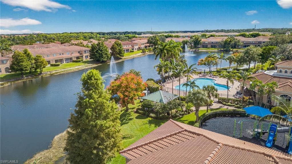 9774 Roundstone Cir, Fort Myers, FL 33967-32