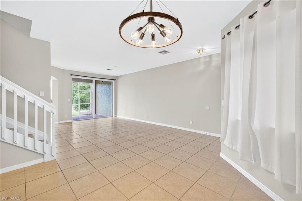 9774 Roundstone Cir, Fort Myers, FL 33967-3