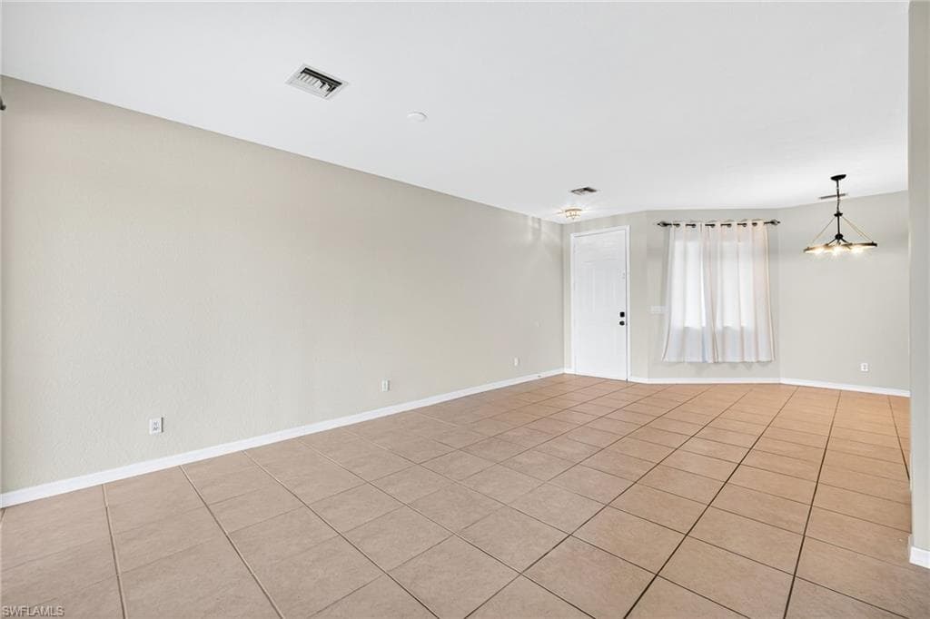 9774 Roundstone Cir, Fort Myers, FL 33967-6