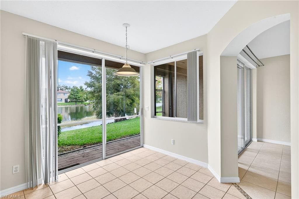 9774 Roundstone Cir, Fort Myers, FL 33967-7