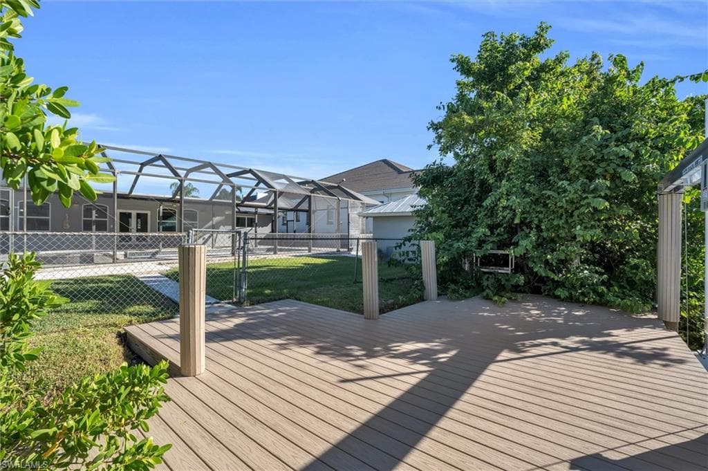 1410 Curlew Ave, Naples, FL 34102-22