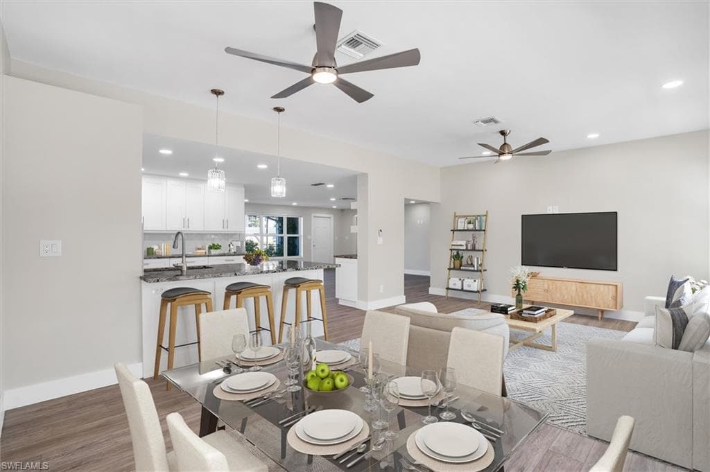 1410 Curlew Ave, Naples, FL 34102-3