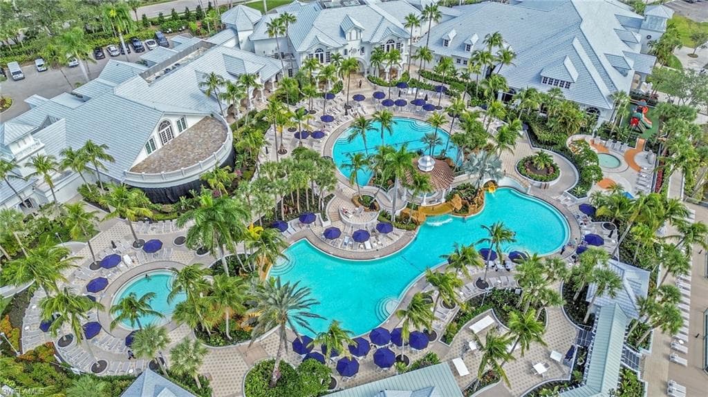 2834 Aviamar Cir, Naples, FL 34114-46