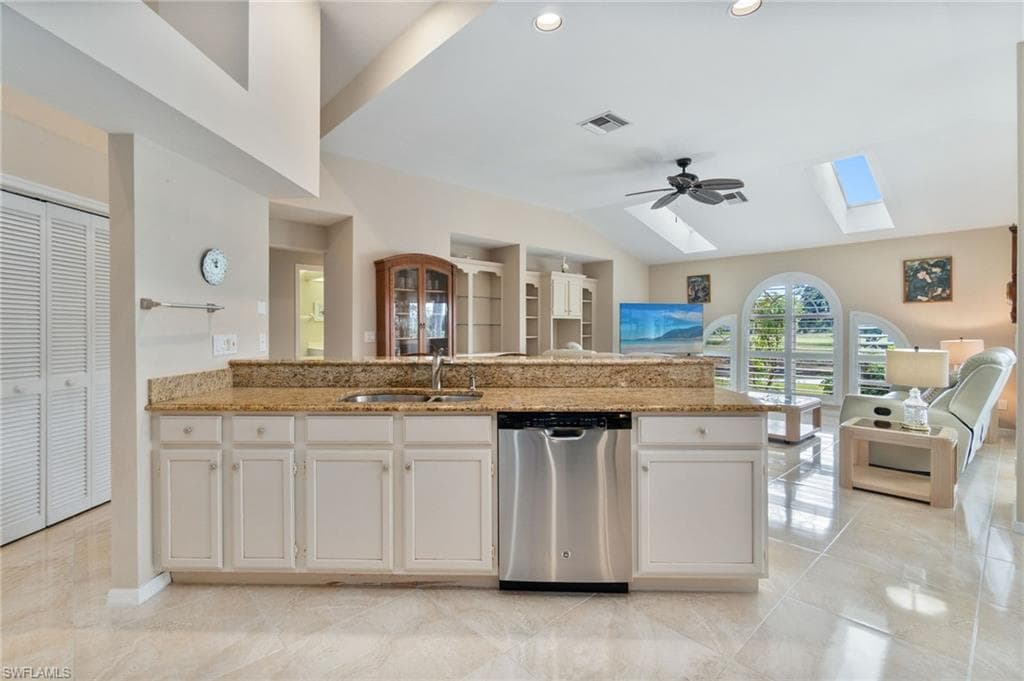 9895 El Greco Cir, Bonita Springs, FL 34135-17