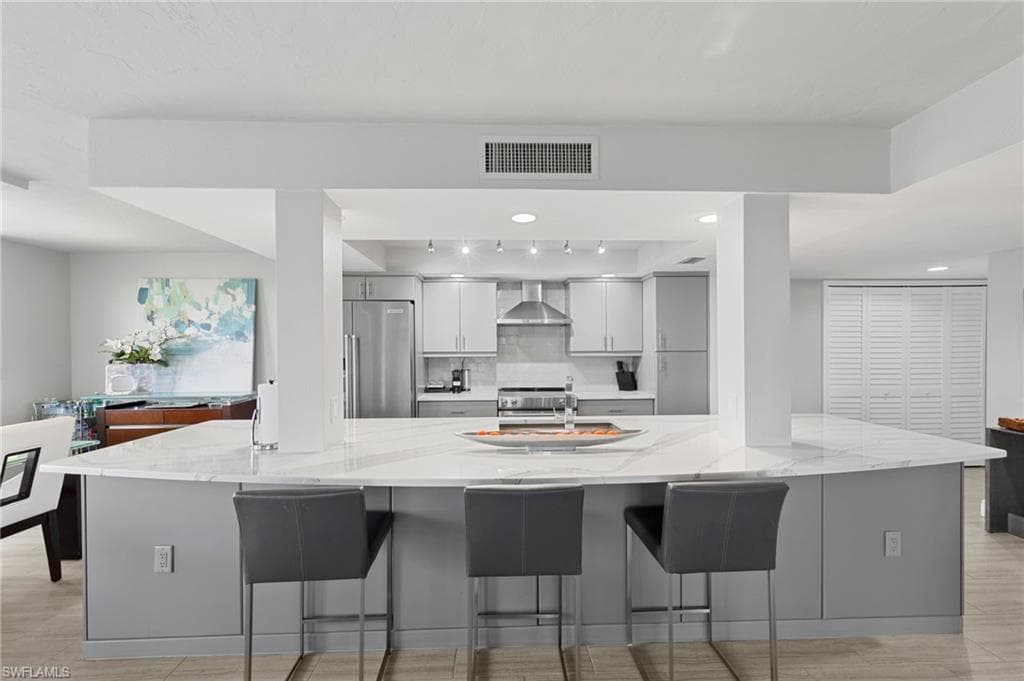 15 Bluebill Ave 1105, Naples, FL 34108-10