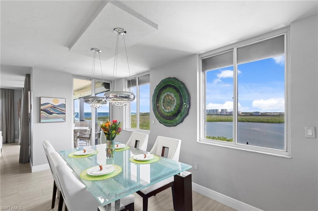 15 Bluebill Ave 1105, Naples, FL 34108-17