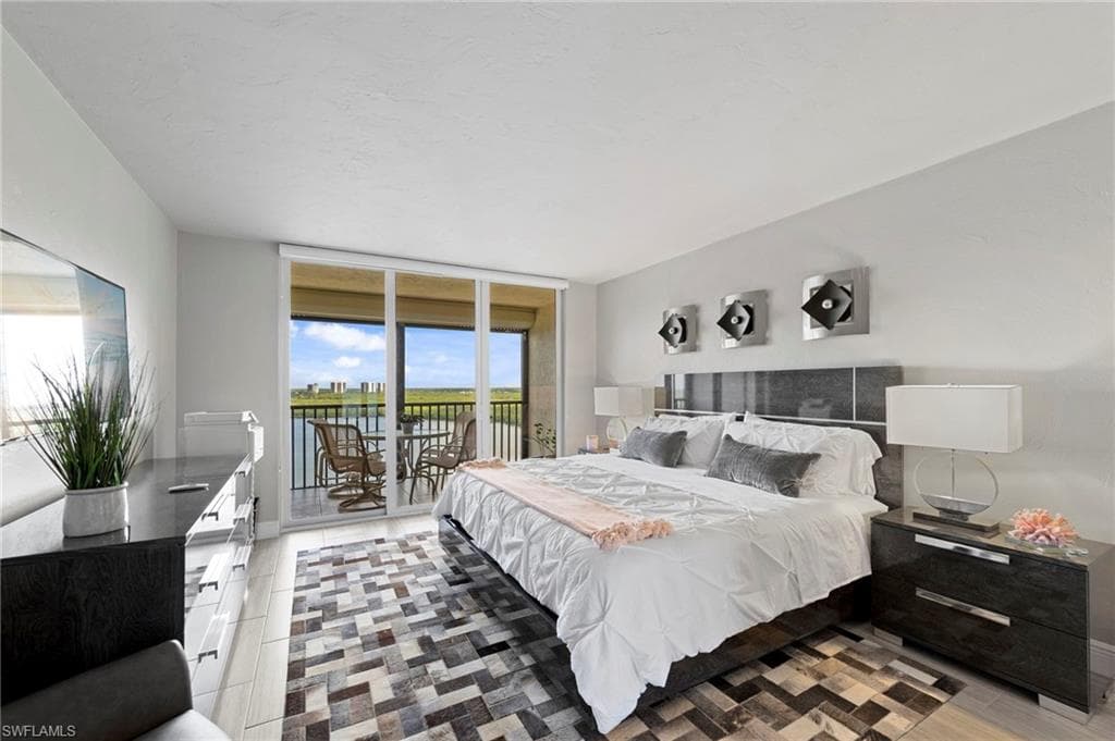 15 Bluebill Ave 1105, Naples, FL 34108-23