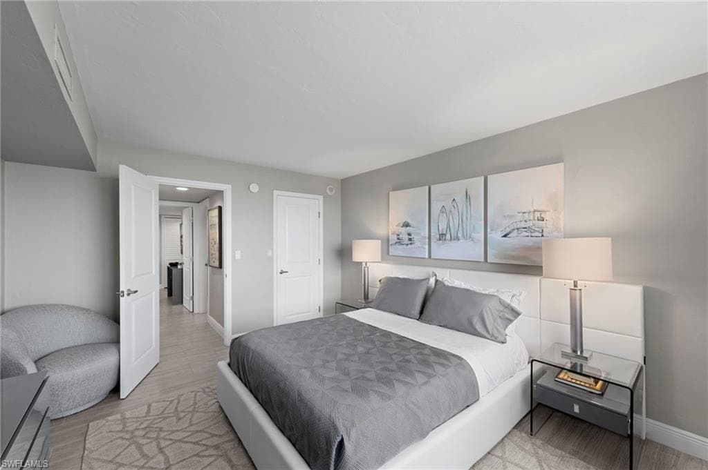 15 Bluebill Ave 1105, Naples, FL 34108-29