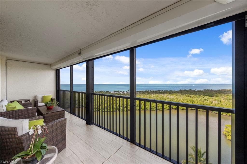 15 Bluebill Ave 1105, Naples, FL 34108-33