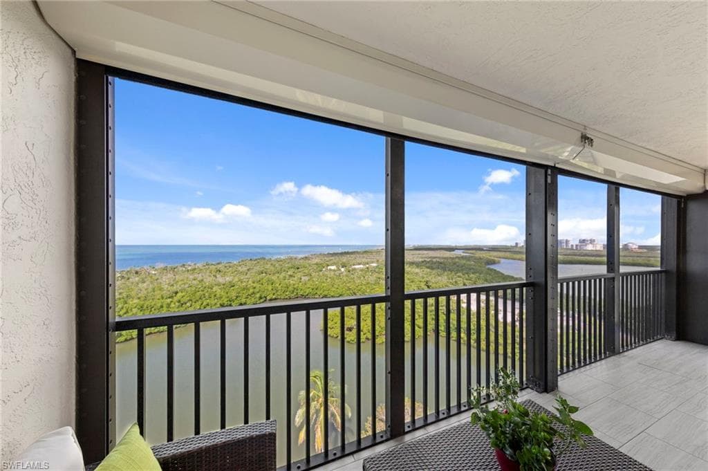 15 Bluebill Ave 1105, Naples, FL 34108-37