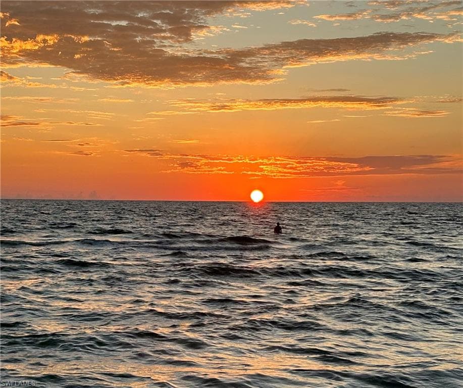 15 Bluebill Ave 1105, Naples, FL 34108-6