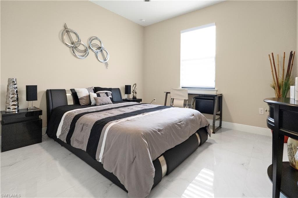 4893 12th St NE, Naples, FL 34120-16