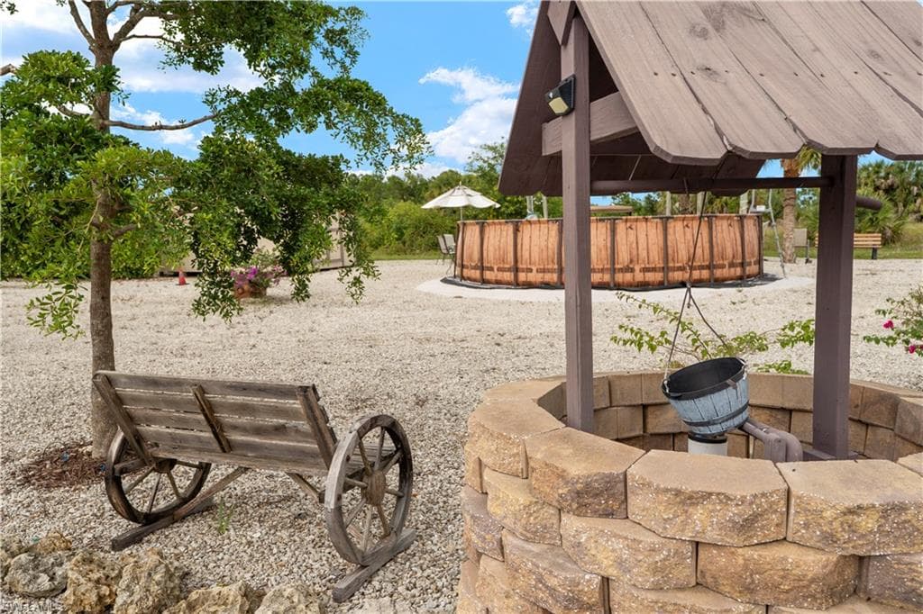 4893 12th St NE, Naples, FL 34120-27