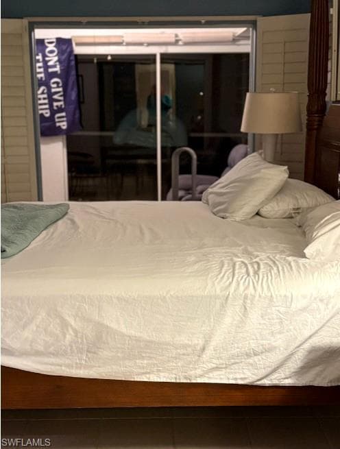 1025 Moon Lake Dr, Naples, FL 34104-14