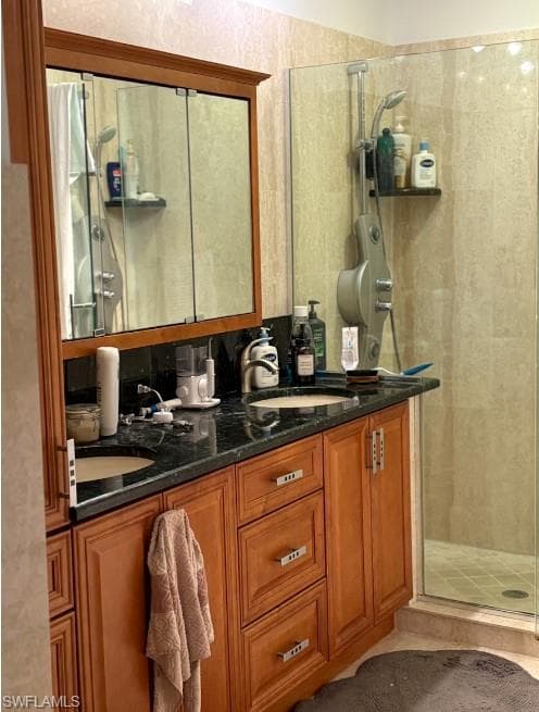 1025 Moon Lake Dr, Naples, FL 34104-18