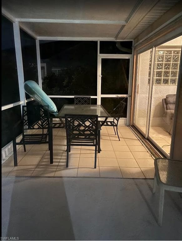 1025 Moon Lake Dr, Naples, FL 34104-22