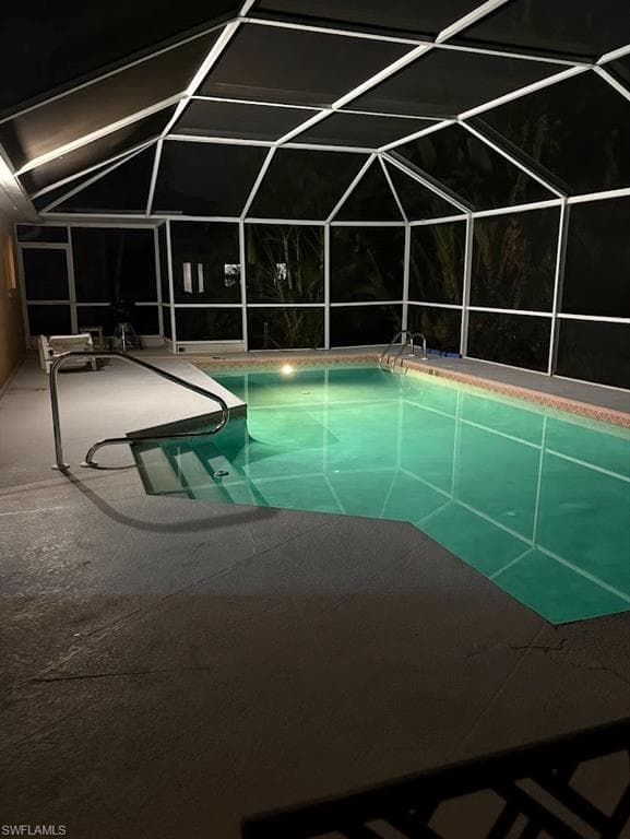 1025 Moon Lake Dr, Naples, FL 34104-23