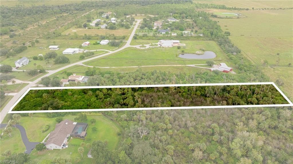 18500 River Estates Ln, Alva, FL 33920-9