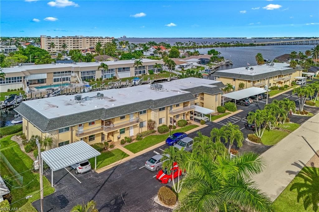 1661 Edith Esplanade 102, Cape Coral, FL 33904-17