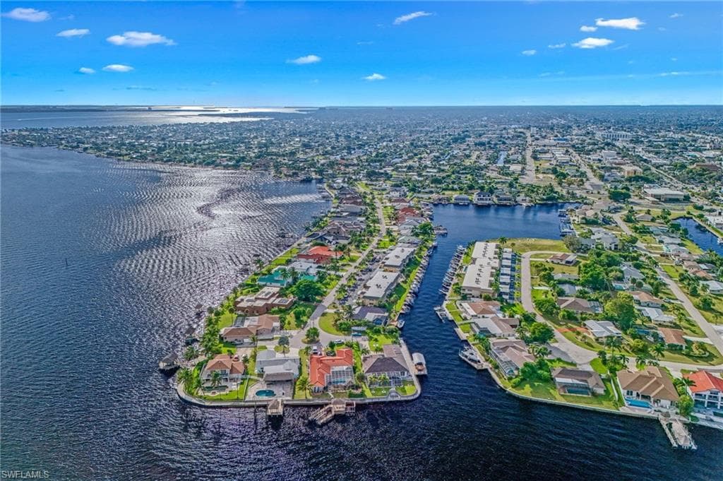 1661 Edith Esplanade 102, Cape Coral, FL 33904-18