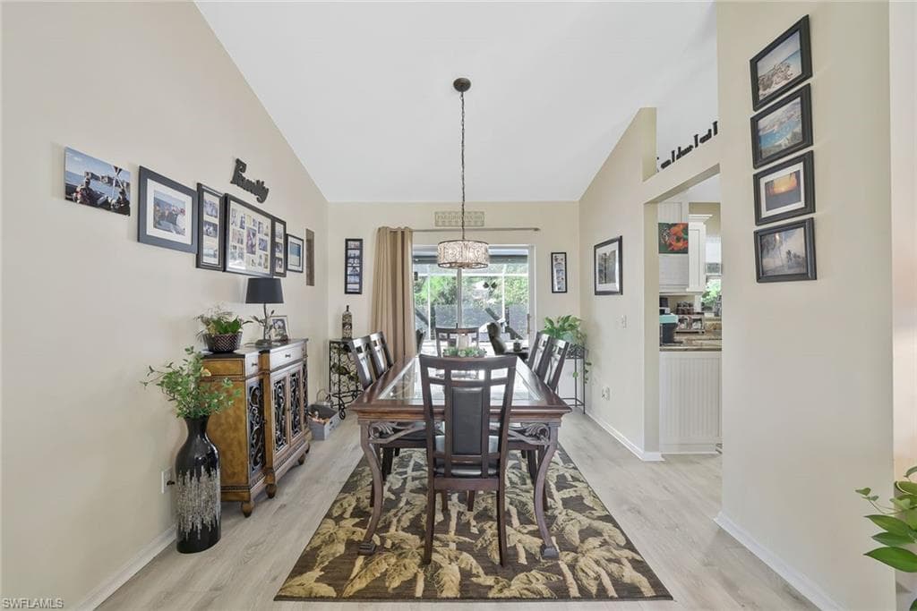 108 Sand Hill St, Marco Island, FL 34145-7