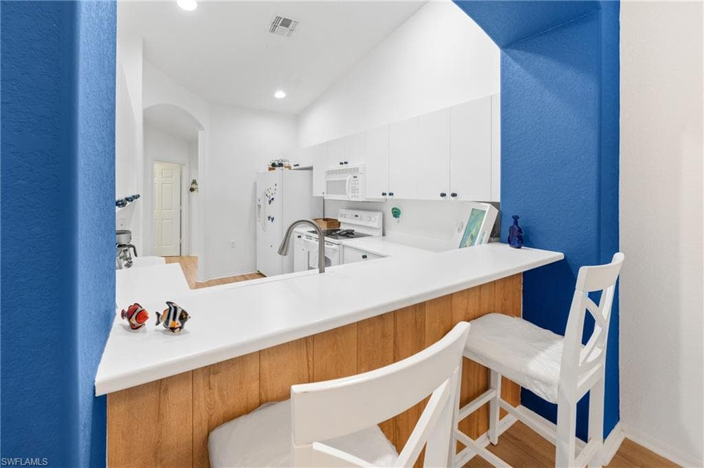 6120 Mandalay Cir 69, Naples, FL 34112-12