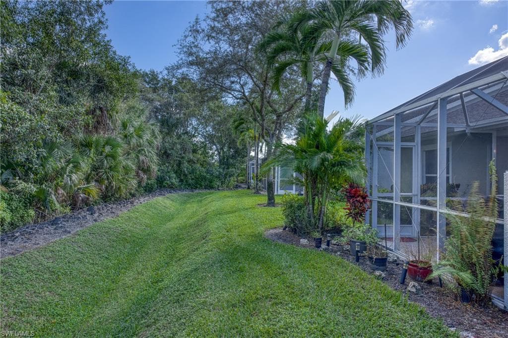 6120 Mandalay Cir 69, Naples, FL 34112-30