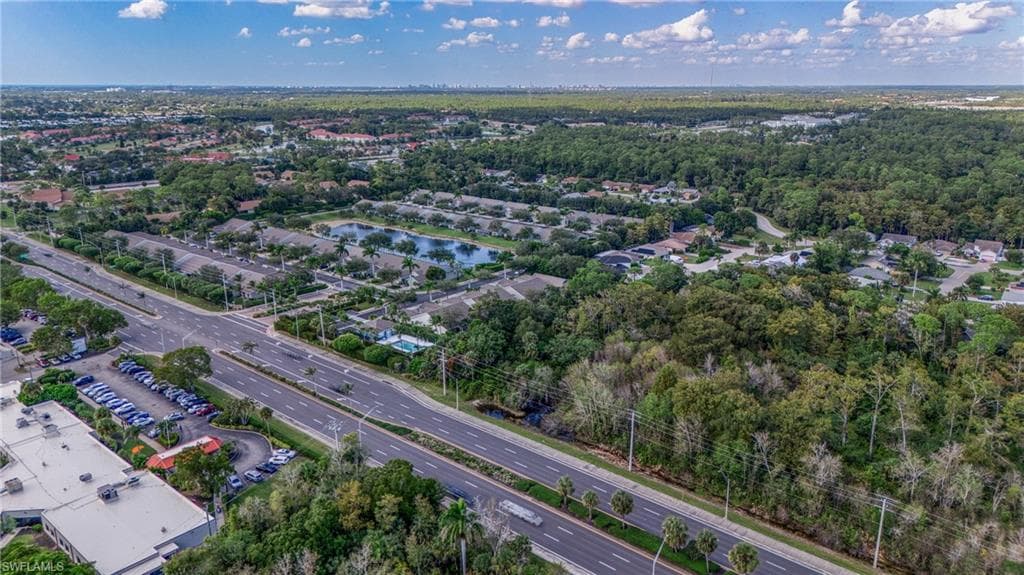 6120 Mandalay Cir 69, Naples, FL 34112-48