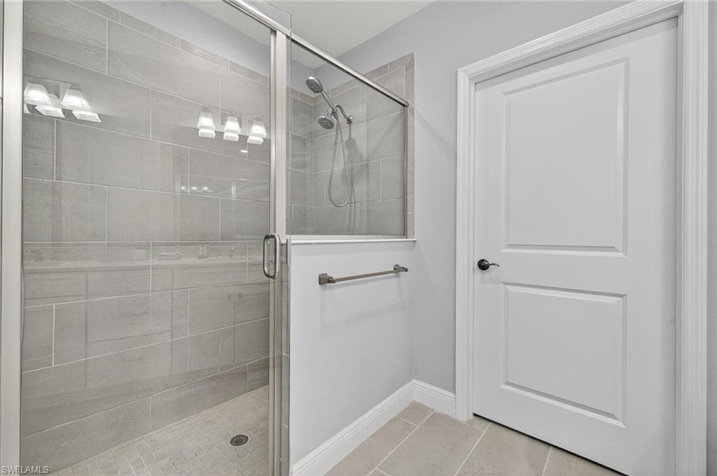 2554 Seychelles Dr 904, Naples, FL 34112-19