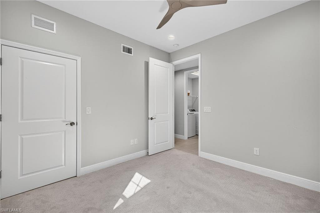 2554 Seychelles Dr 904, Naples, FL 34112-22