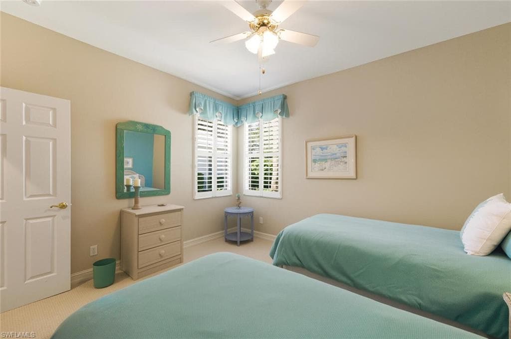 694 Catamaran Ct, Naples, FL 34110-20