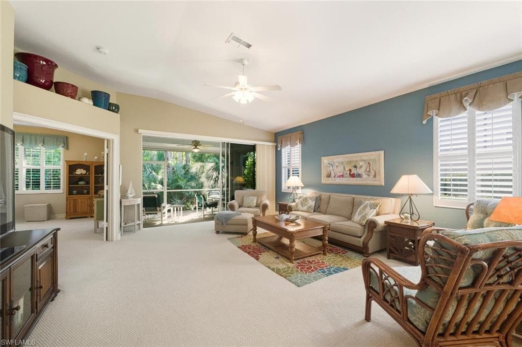 694 Catamaran Ct, Naples, FL 34110-3