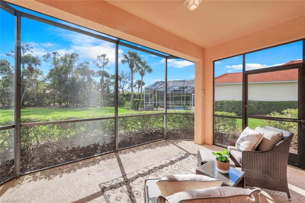 6086 Highwood Park Ln, Naples, FL 34110-21