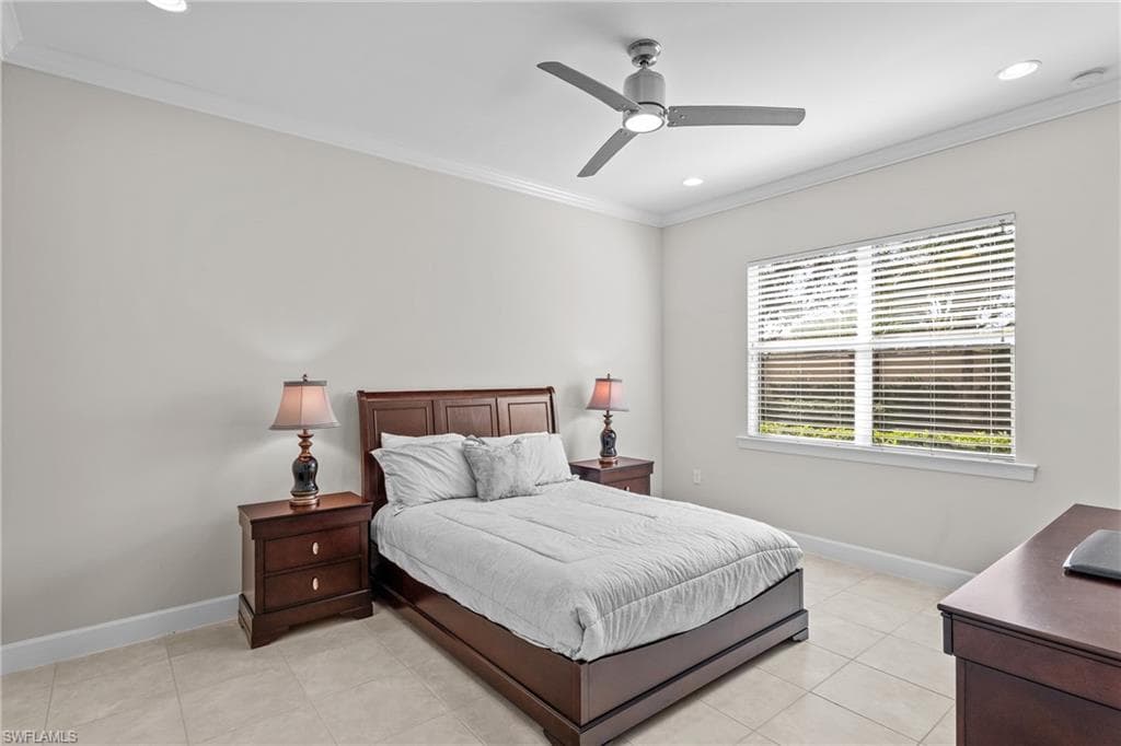 9328 Fieldstone Ln, Naples, FL 34120-13